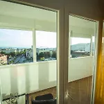 Apartmani Marin *