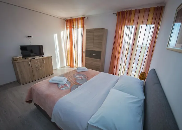 Apartmani Marin Apartment